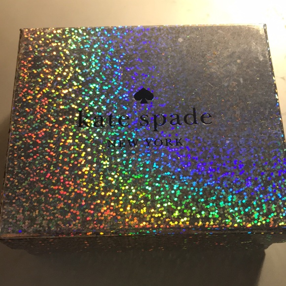 Kate Spade Small L-Zip Bifold Wallet in Black - Picture 7 of 8